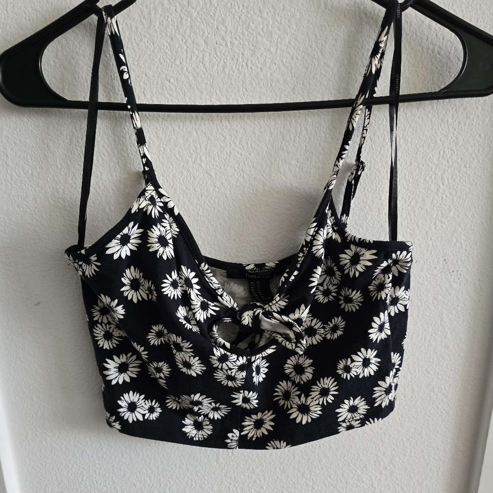 Forever 21 - Daisy Top